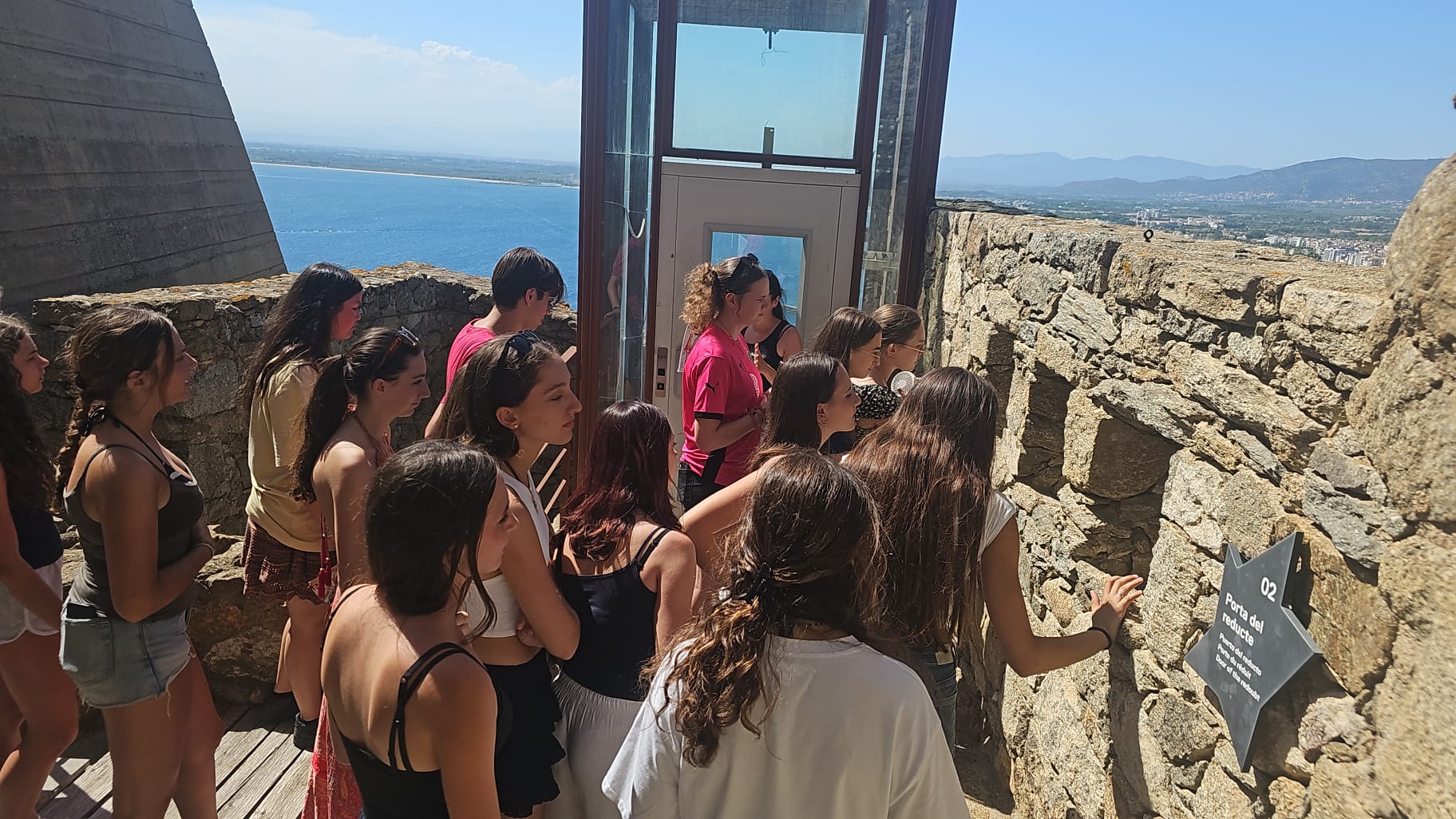 Summer trip to learn Spanish in Roses for school groups | Roses Internacional Tours