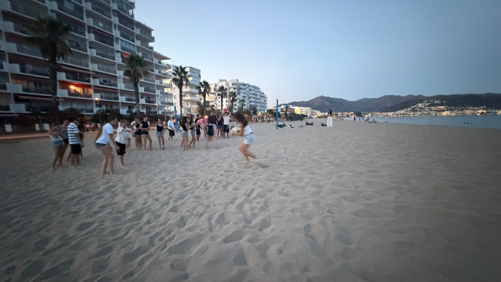 Summer trip to learn Spanish in Roses for school groups | Roses Internacional Tours