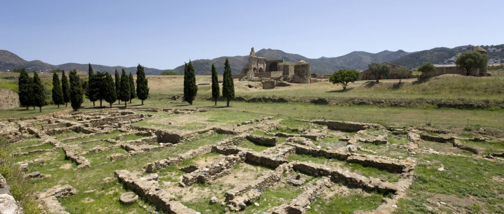 Impara lo Spagnolo tra Mare e Cultura | Roses Internacional Tours