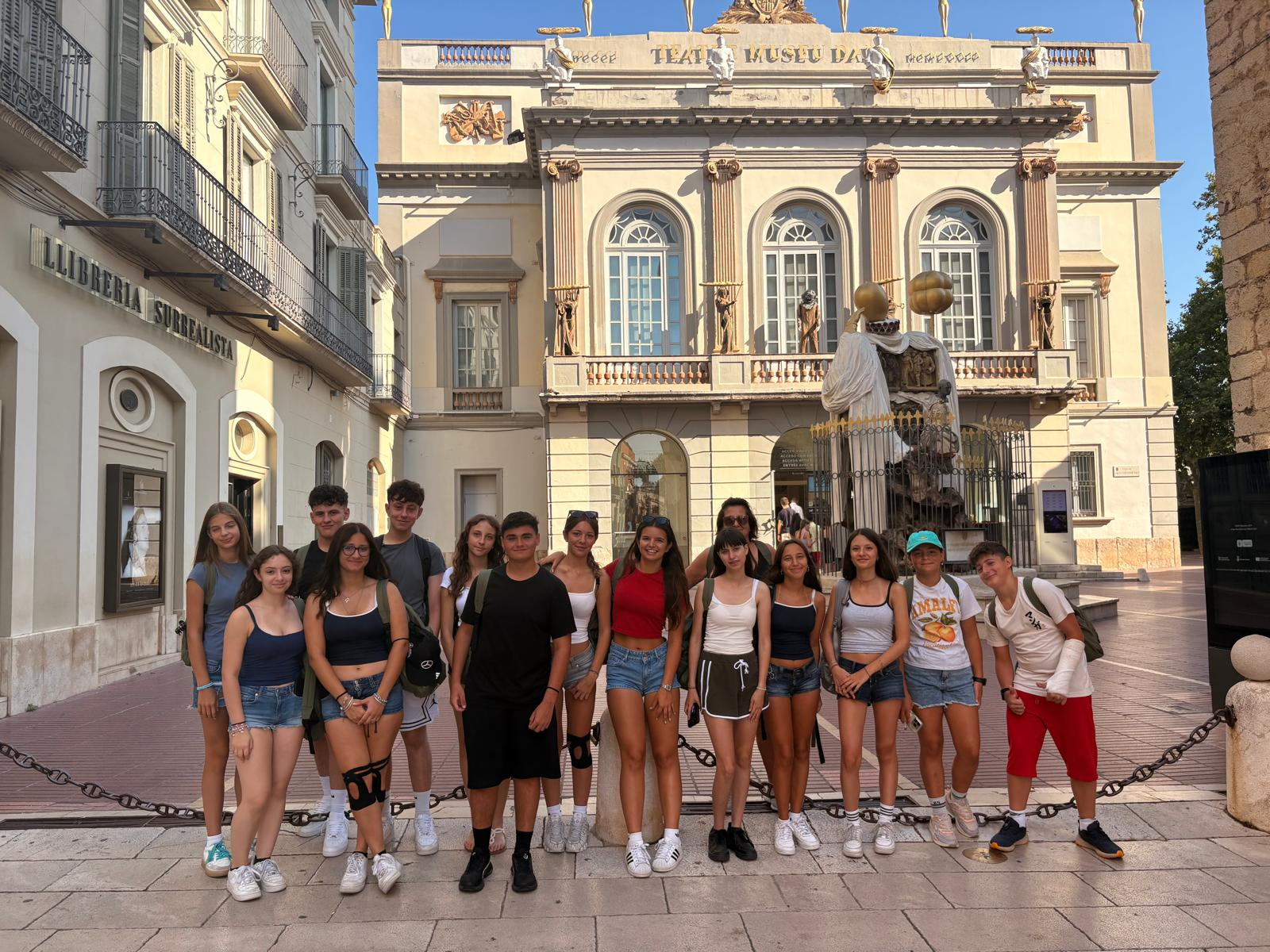 Aprende español con Dalí en Roses | Roses Internacional Tours