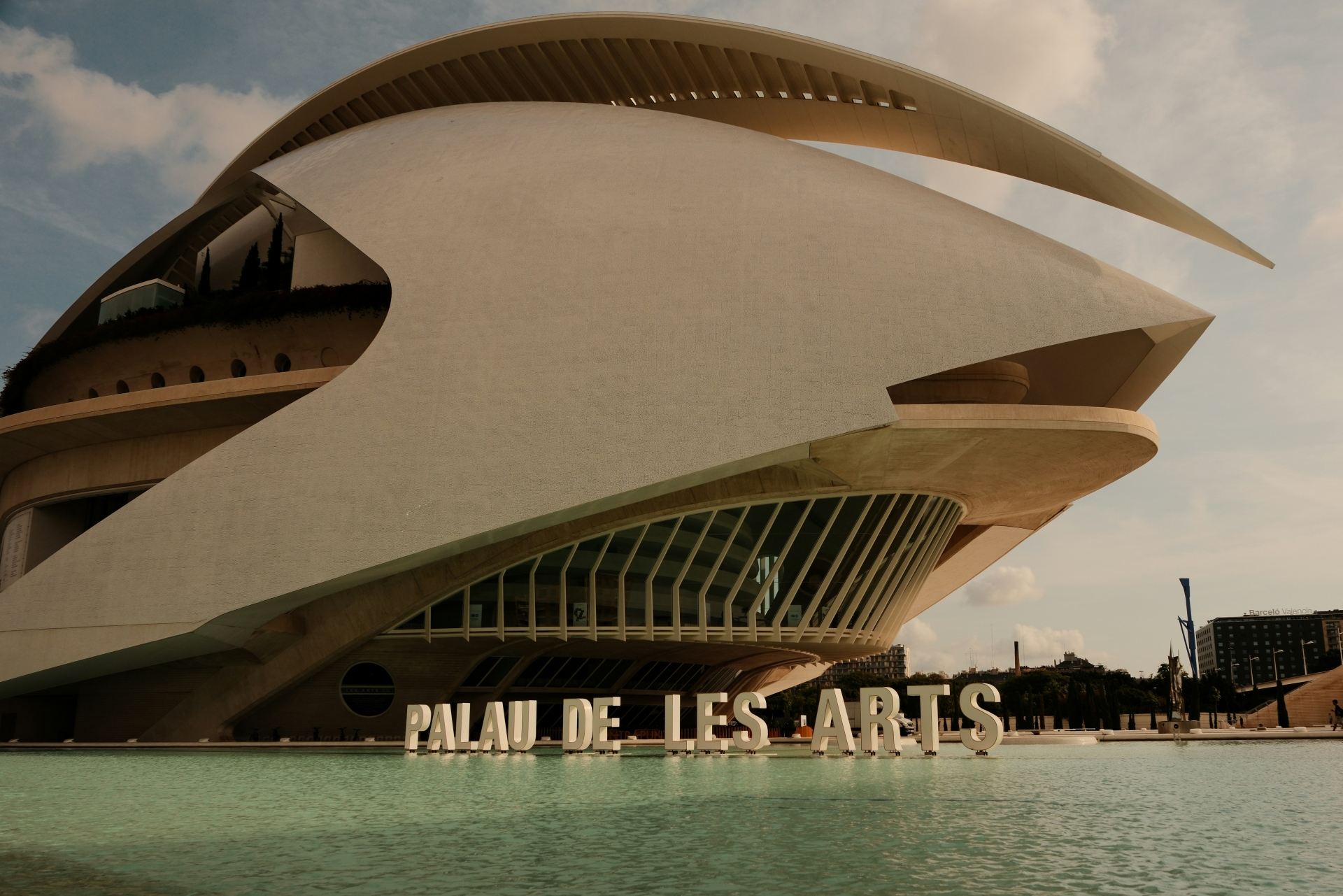 Viaje para aprender español en Alicante para grupos escolares | Roses Internacional Tours