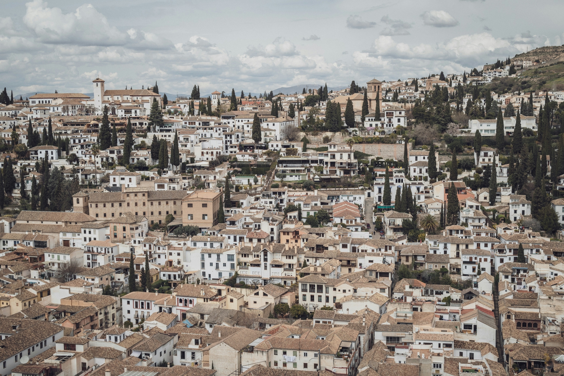 Viaje para aprender español en Granada para grupos escolares | Roses Internacional Tours